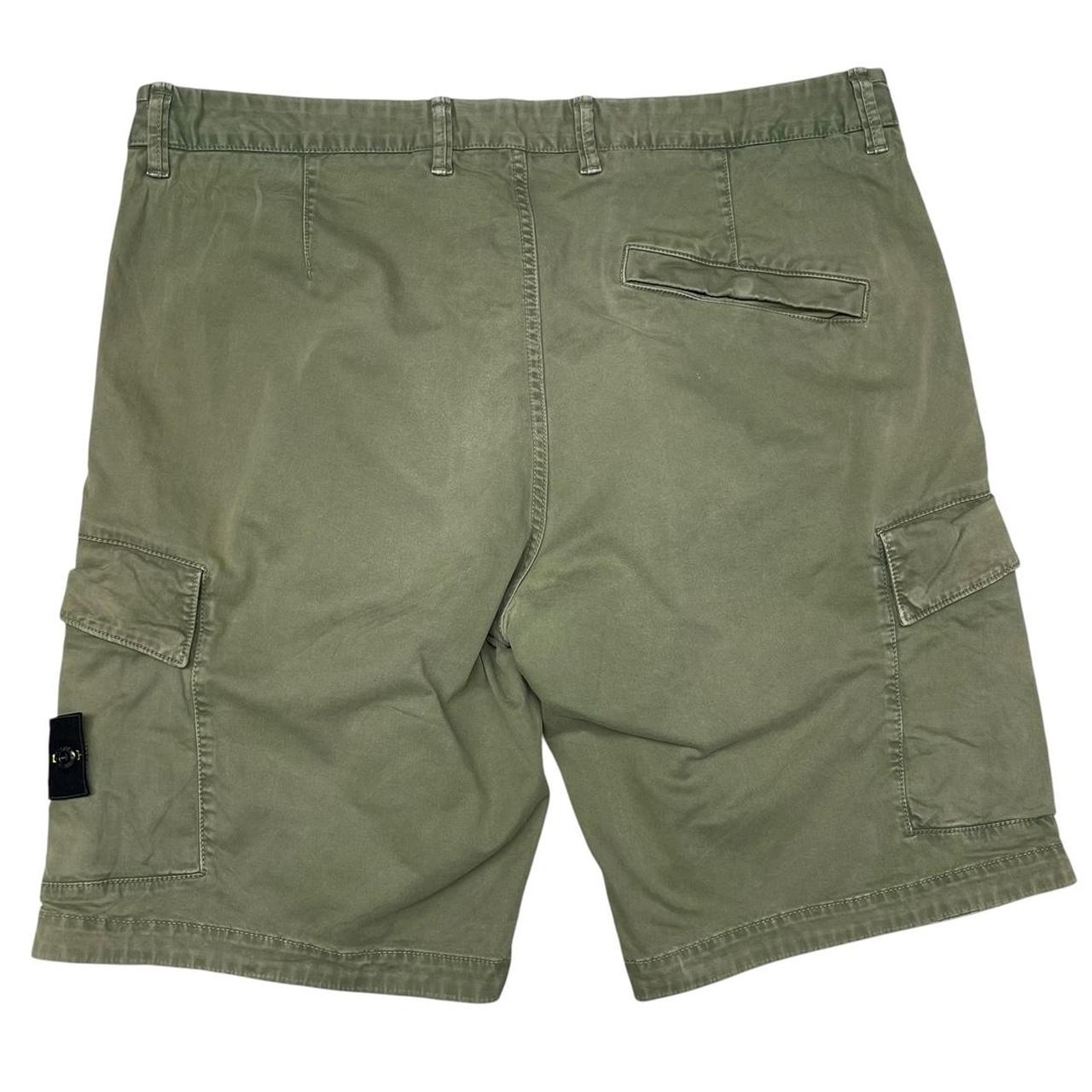 Stone Island SS 2022 Green Bermuda Cotton Cargo Shorts