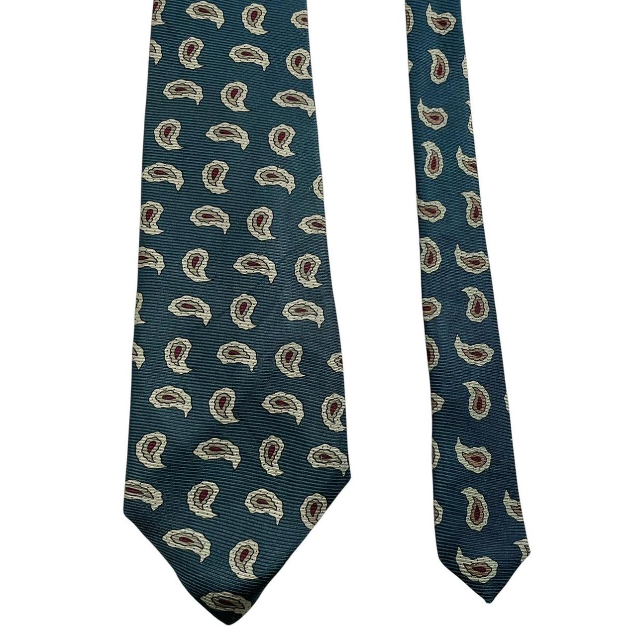 Polo Ralph Lauren green silk tie with paisley print pattern and logo detail.