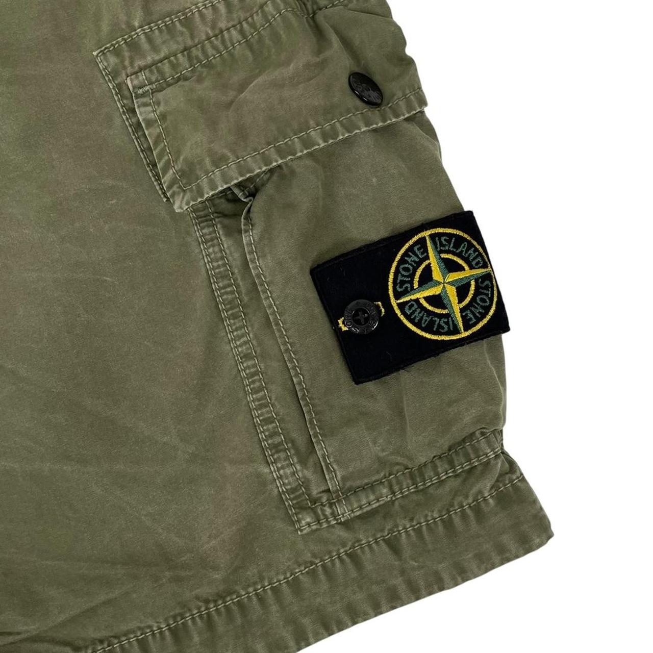 Stone Island SS 2022 Green Bermuda Cotton Cargo Shorts