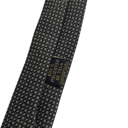 Givenchy grey polyester tie featuring a classic design and excellent condition.