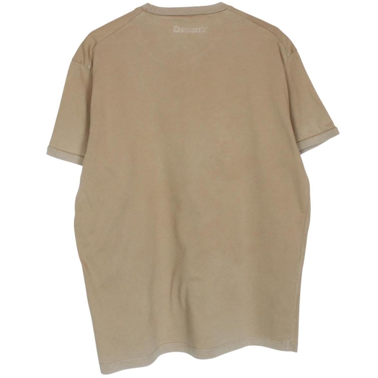 Dsquared2 tan brown pocket t-shirt featuring Caten twins print and cotton material.