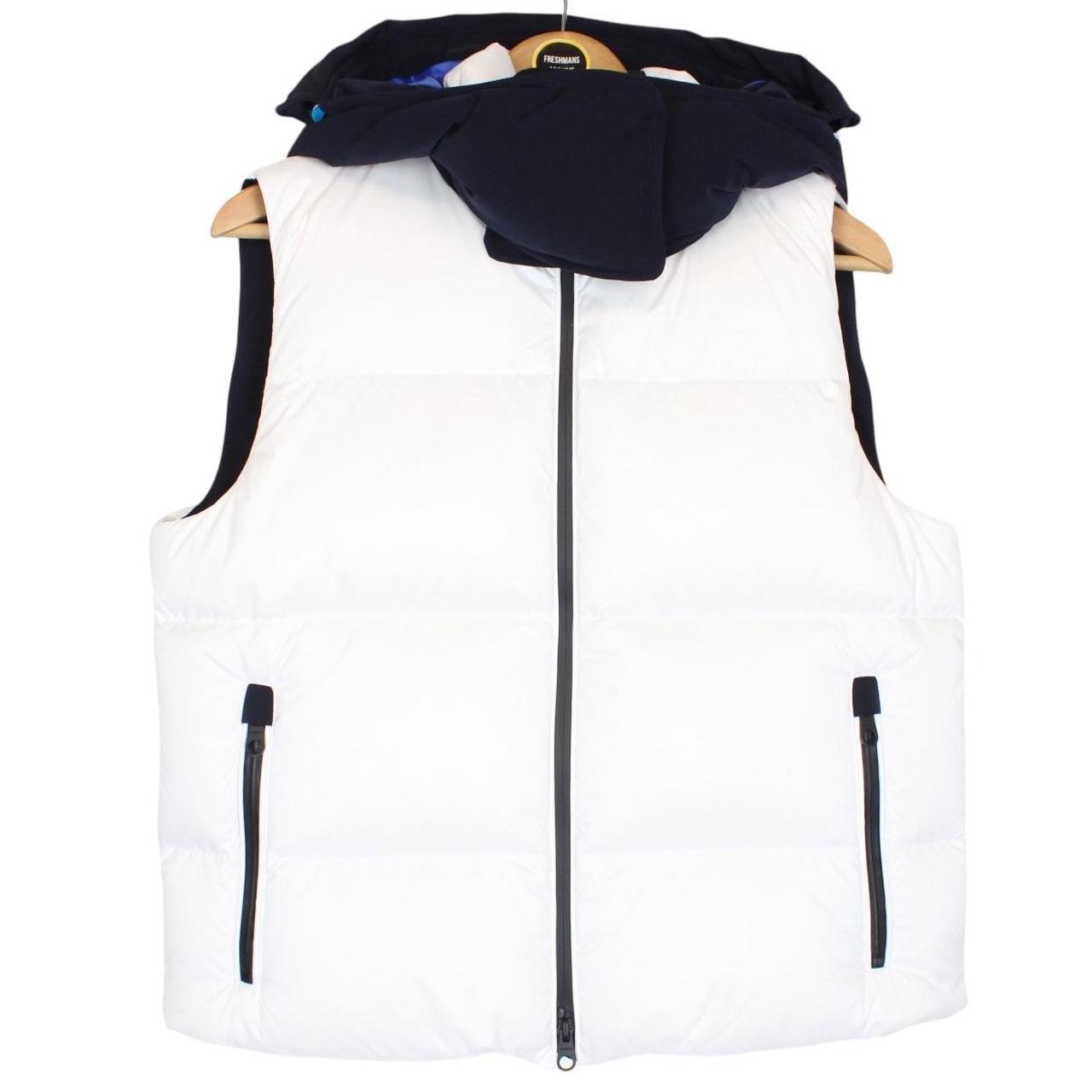Burberry Optic White Lingdale Down Hooded Gilet / Bodywarmer