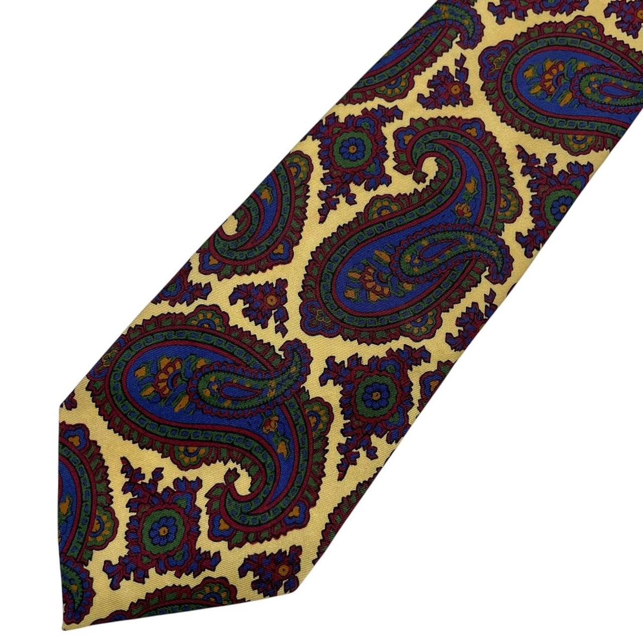 Polo Ralph Lauren green silk tie with vintage paisley print design.