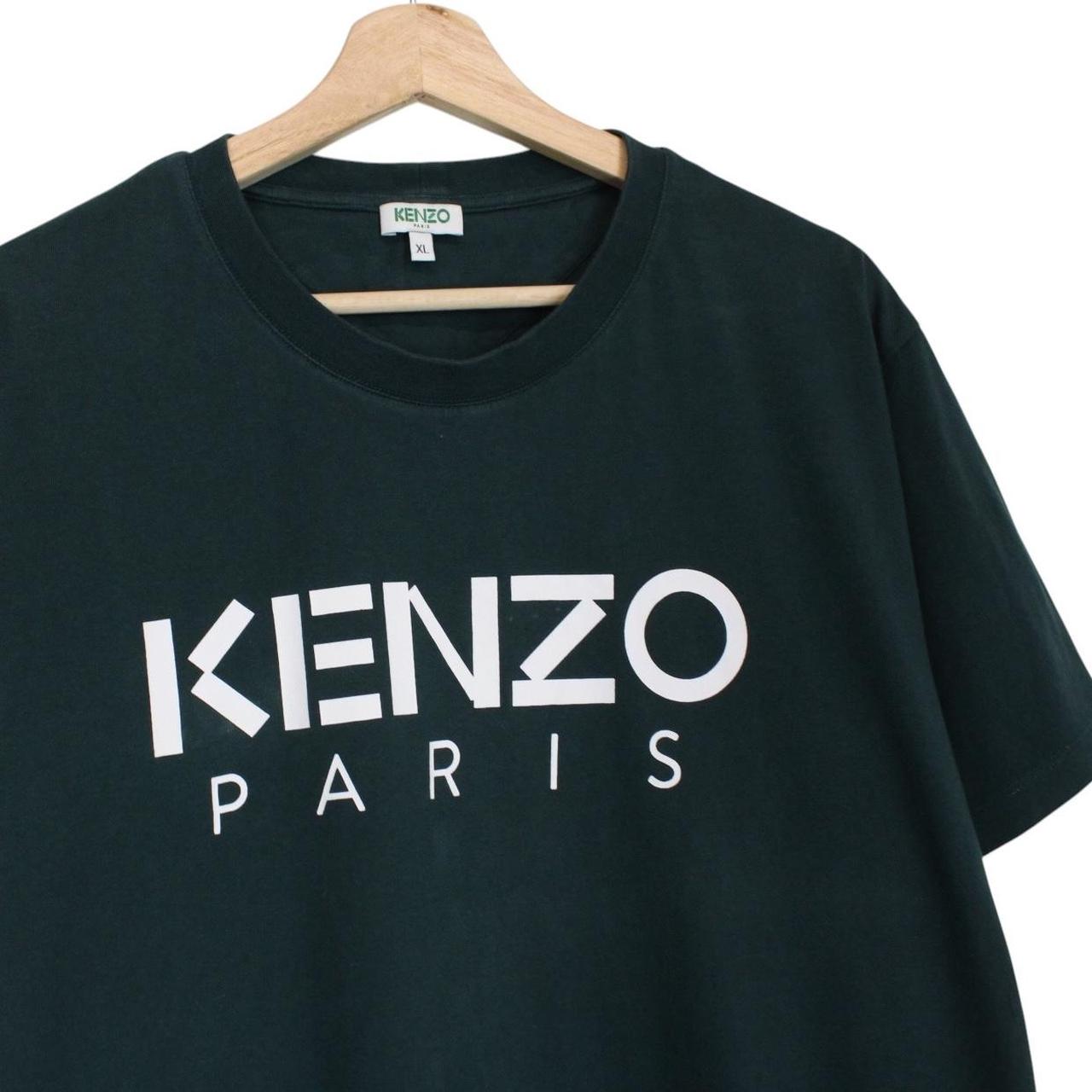 Kenzo green and white pocket t-shirt with logo print and cotton material.