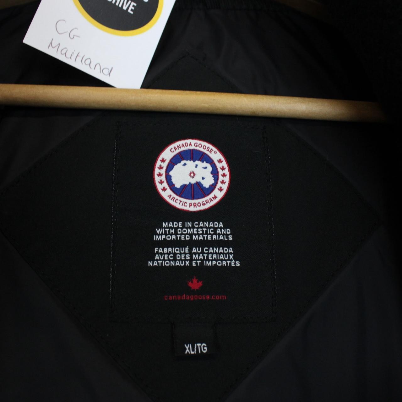 Canada Goose Black Full Zip Maitland Down Jacket