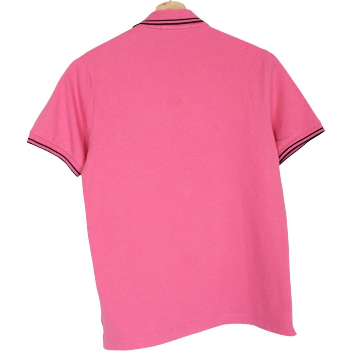 Stone Island pink short sleeve polo shirt with embroidered compass logo, cotton material.