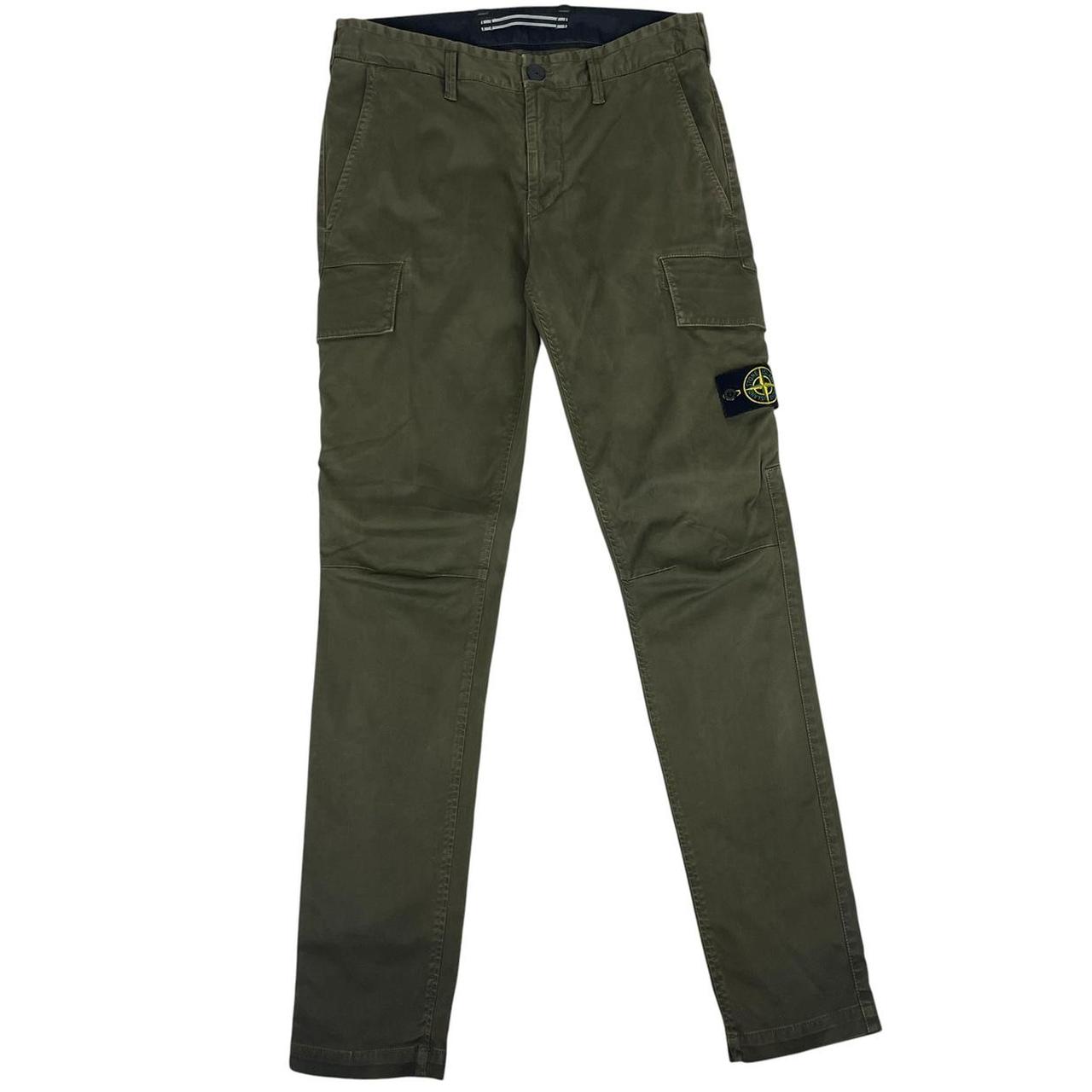 Stone Island khaki green skinny fit cargo trousers with logo patch and pockets.