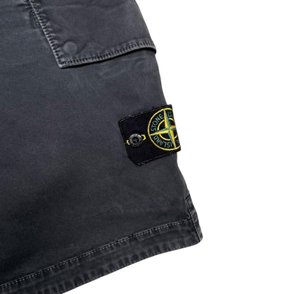 Stone Island black cargo shorts with logo patch and cotton fabric.