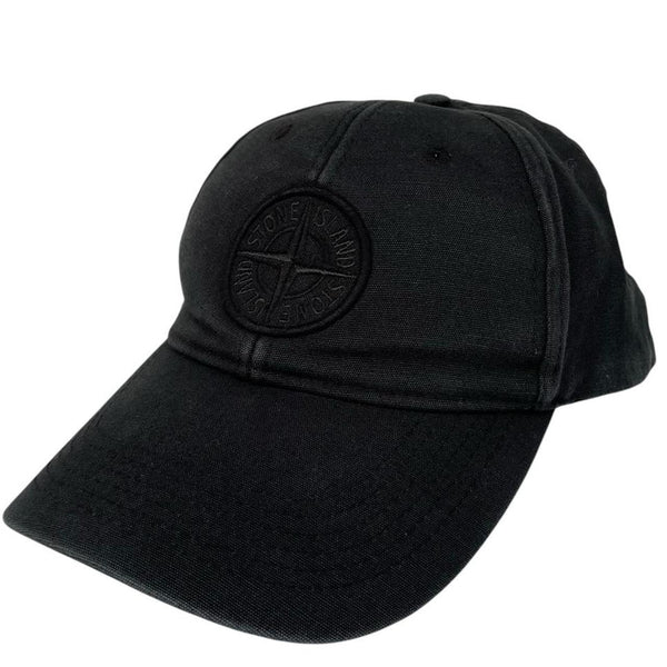 Stone Island black baseball cap with embroidered compass logo and cotton material.