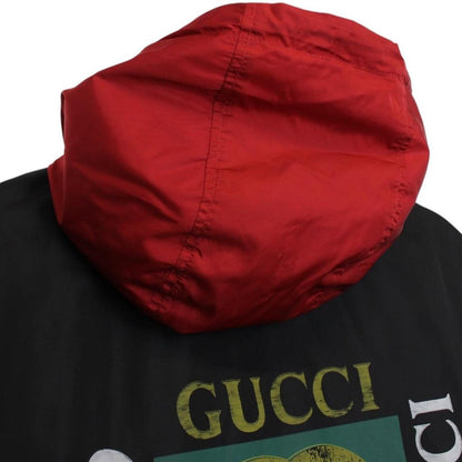 Gucci black windbreaker jacket with logo print and full zip, made of nylon.