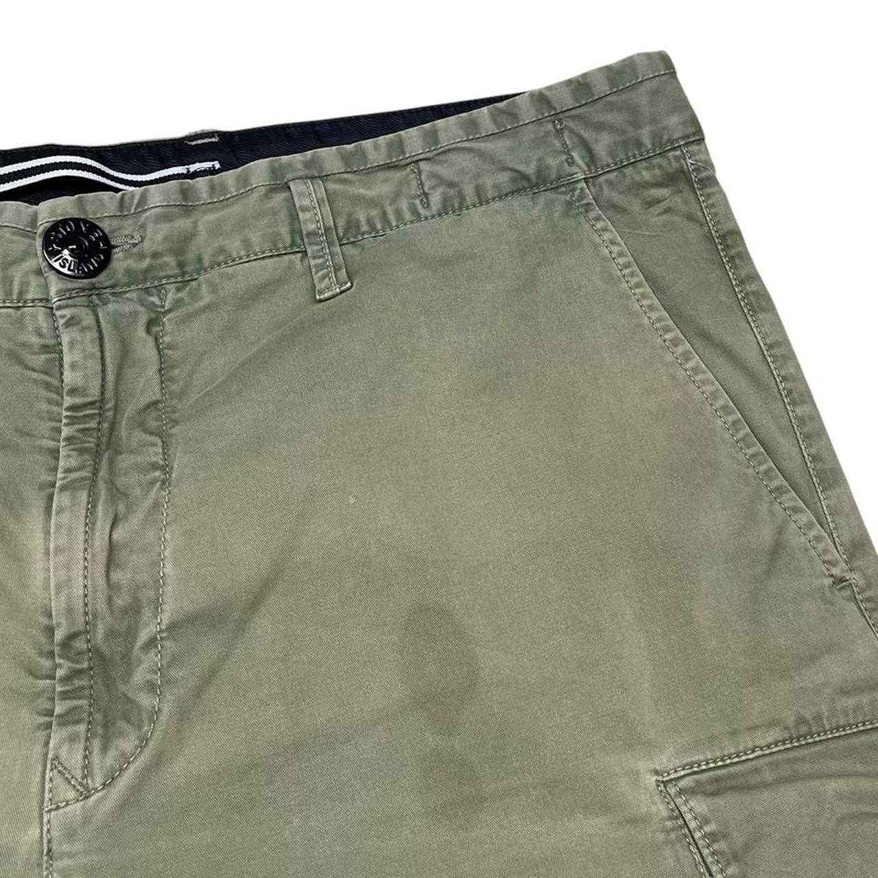 Stone Island SS 2022 Green Bermuda Cotton Cargo Shorts