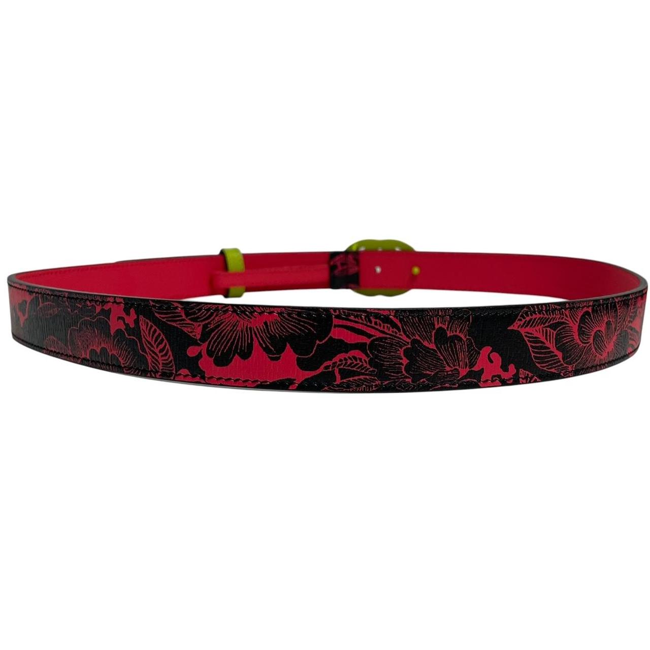 Gucci black and pink leather belt with Marmont buckle and gentle signs of use.
