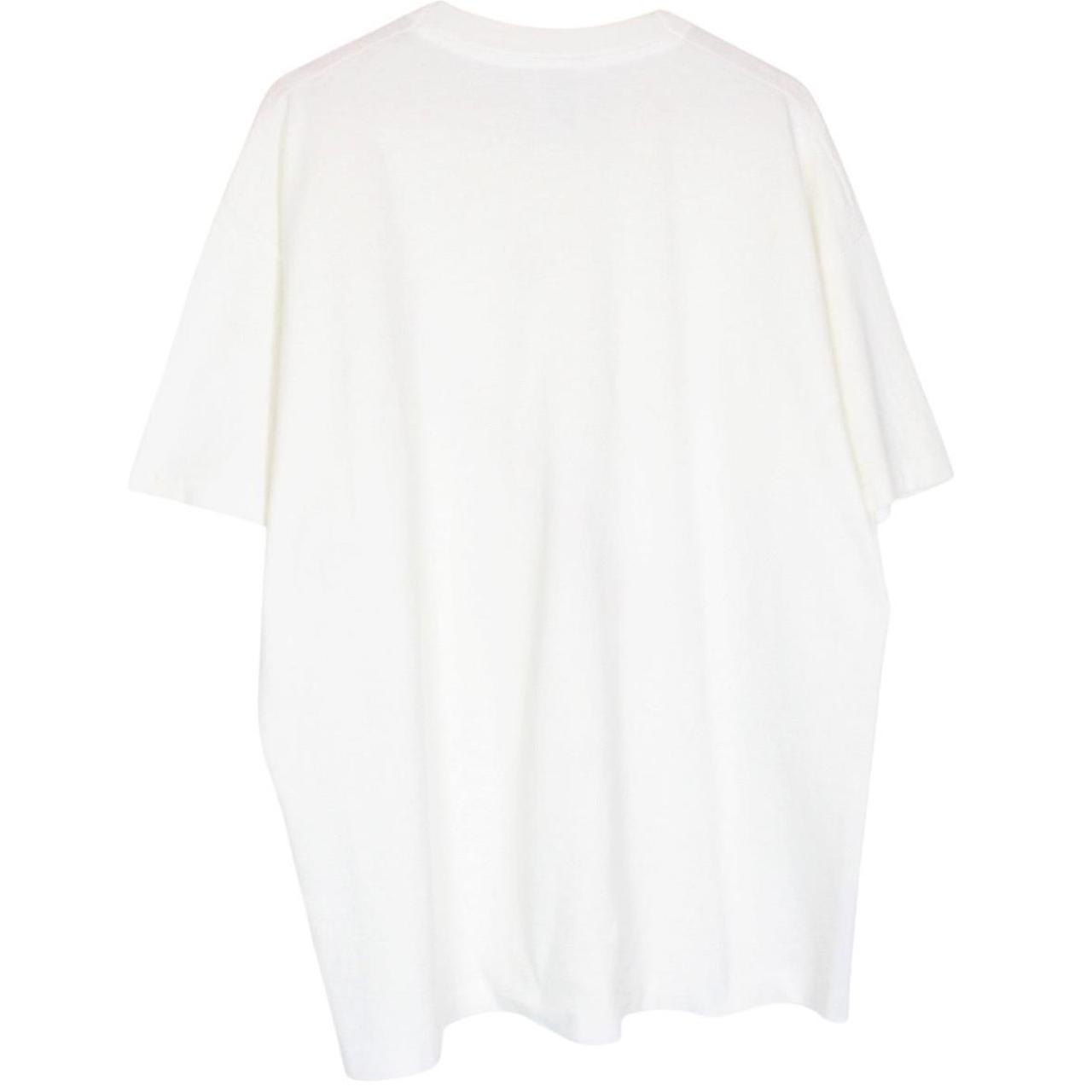 Nike vintage red and white short sleeve cotton t-shirt with logo pocket detail.