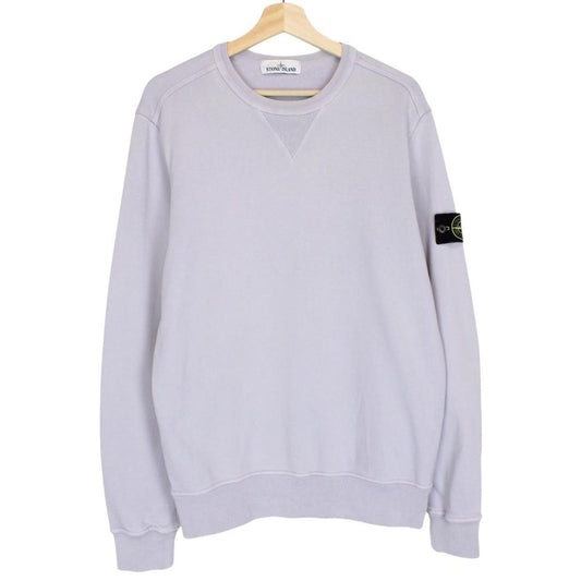 Stone Island lilac purple cotton sweatshirt with logo patch and ribbed cuffs.