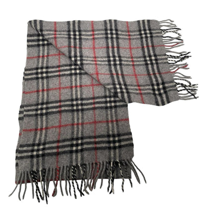 Burberry grey lambswool scarf featuring classic Nova Check pattern and logo.