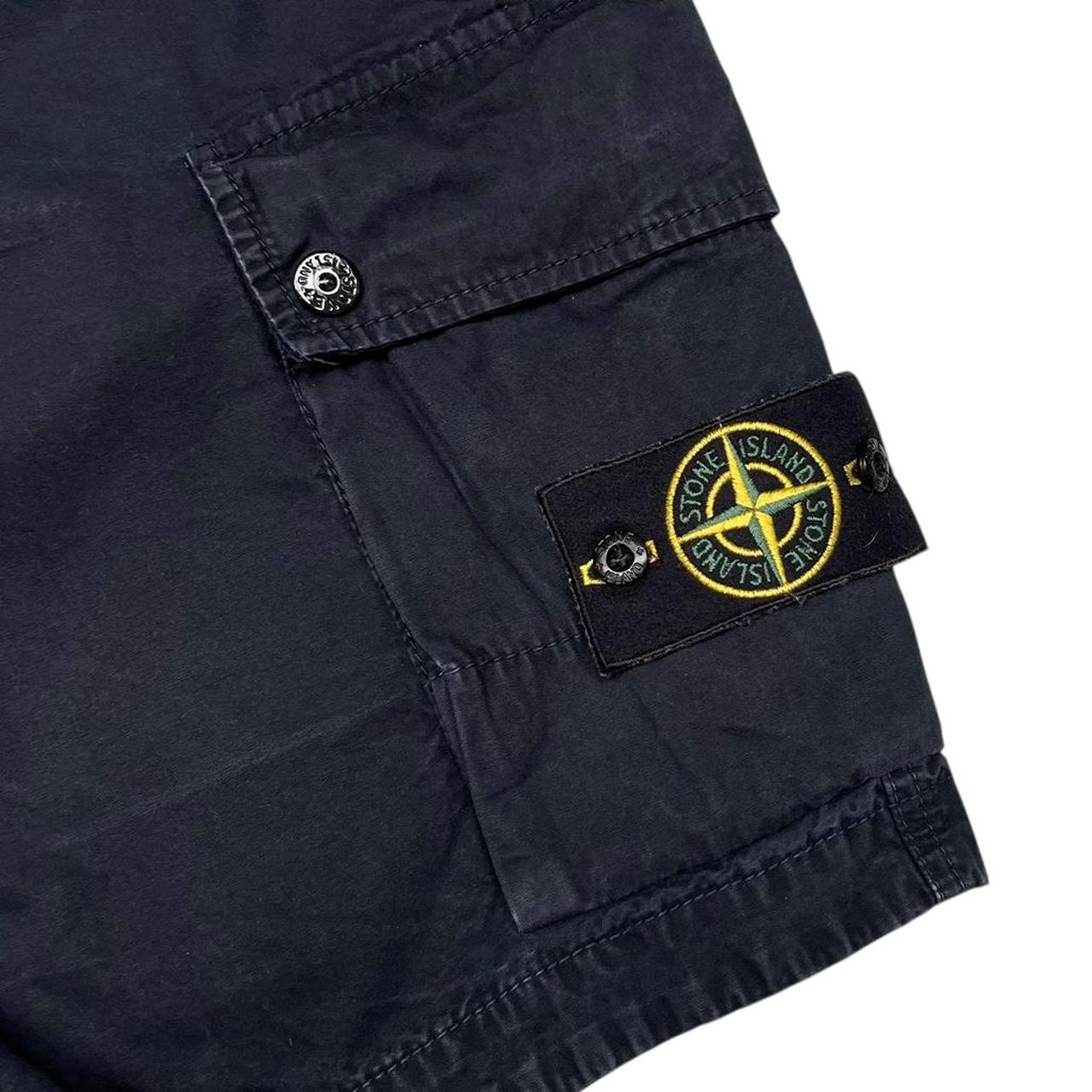 Stone Island SS 2024 Navy Blue Bermuda Cotton Cargo Shorts
