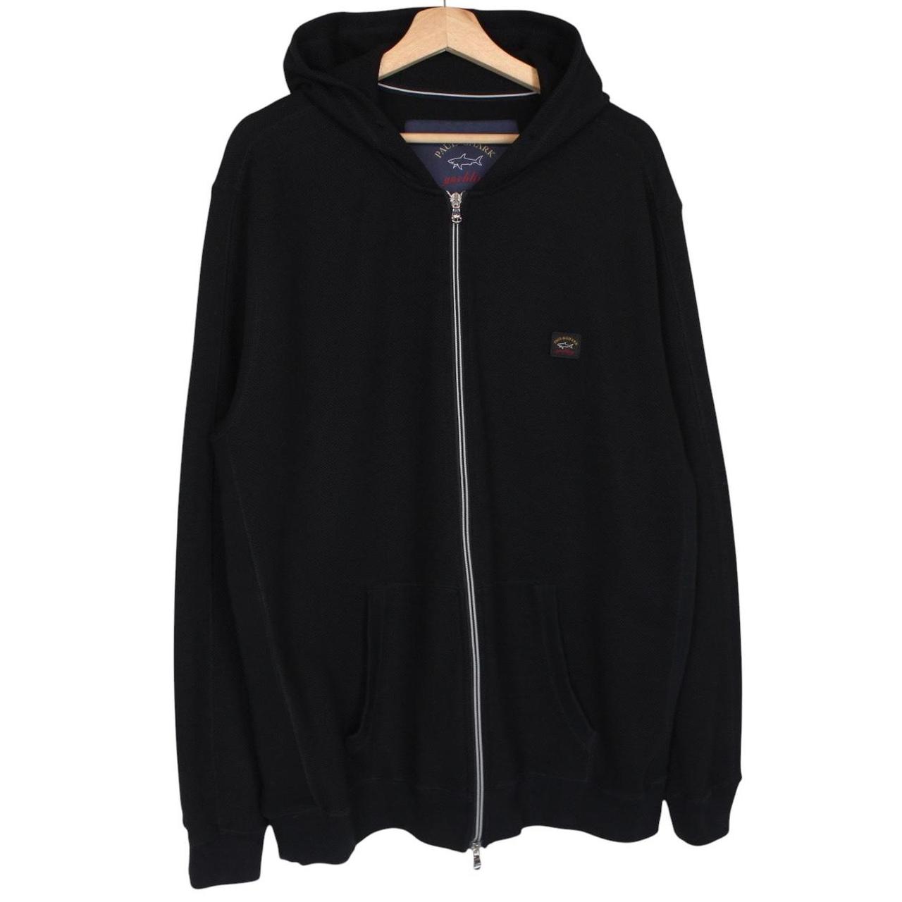Paul & Shark black hoodie with logo patch, full zip, made of cotton.