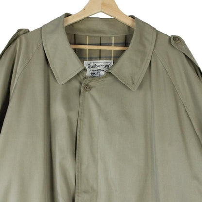 Burberry khaki green trench coat, single breasted, classic check lining, vintage 90s style.