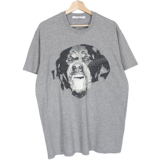 Givenchy grey cotton t-shirt featuring oversized Rottweiler print and pocket detail.