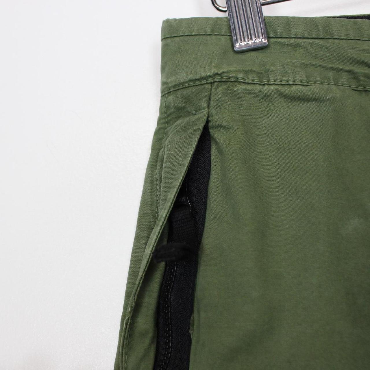 Stone Island SS 2022 Green Bermuda Cotton Cargo Shorts