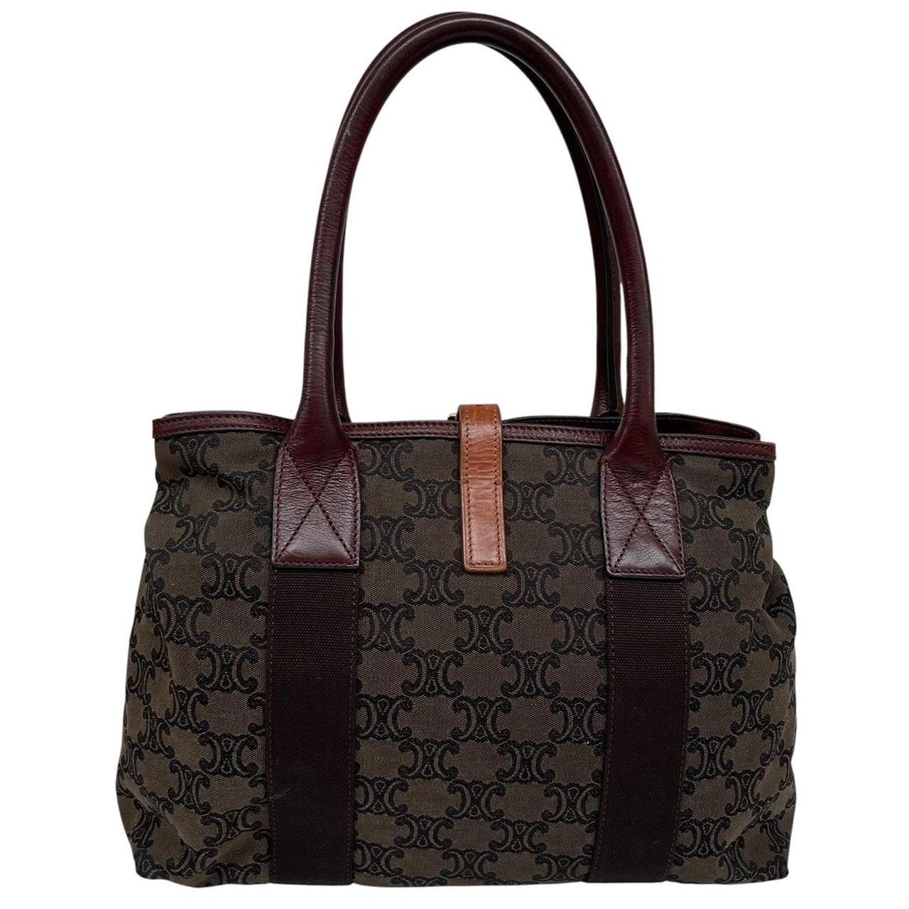 CELINE brown duffel bag with Macadam Triomphe pattern and canvas material.