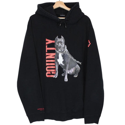 Marcelo Burlon black hoodie featuring pitbull dog print and cotton material.