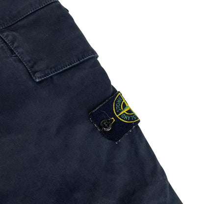 Stone Island navy blue skinny fit cargo trousers with logo patch and pockets.