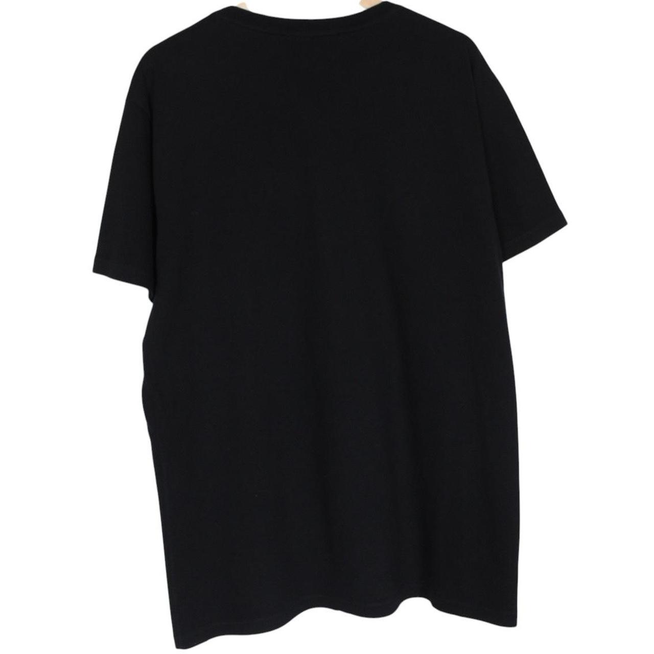 Gucci black cotton t-shirt with embroidered leopard print and oversized fit.