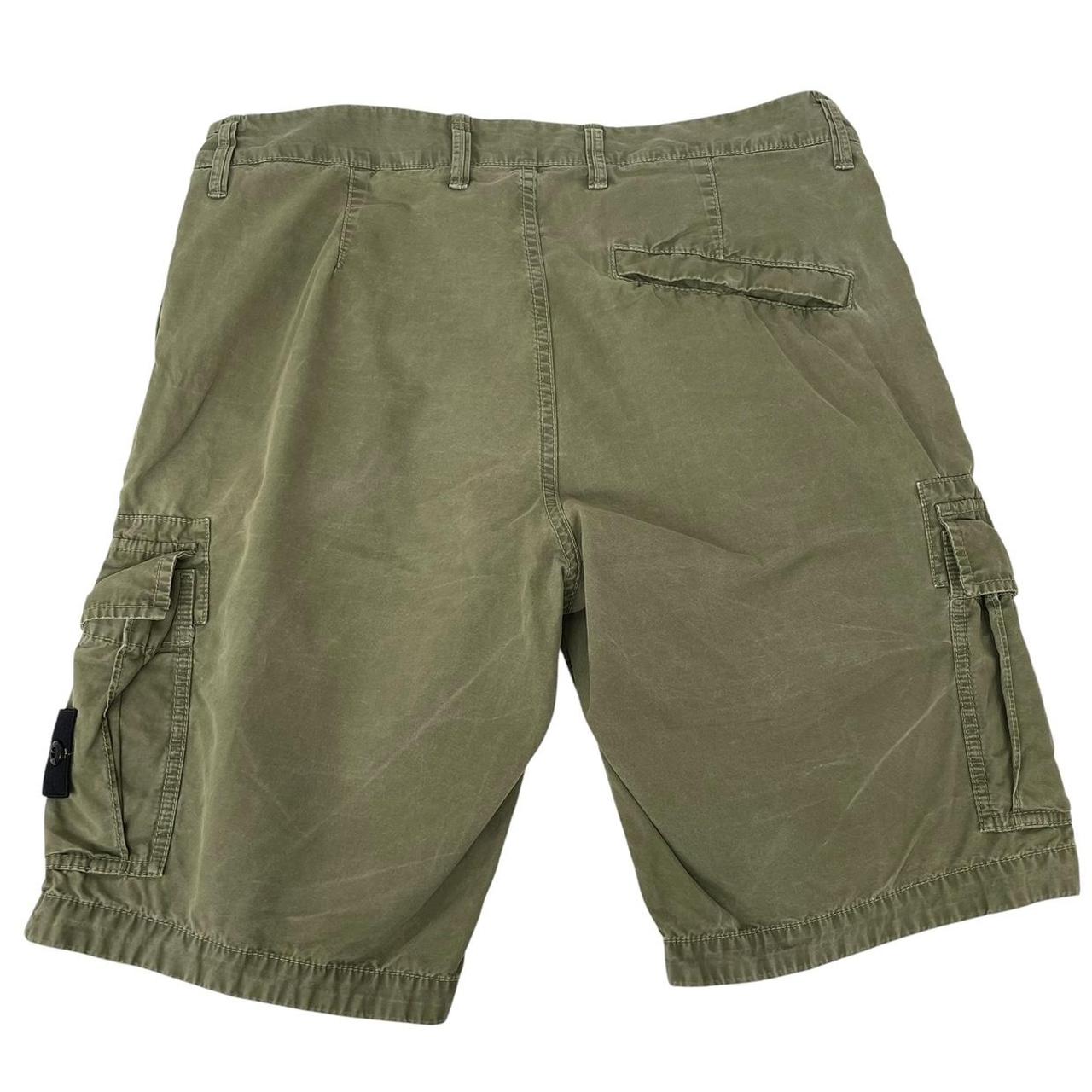 Stone Island SS 2022 Green Bermuda Cotton Cargo Shorts