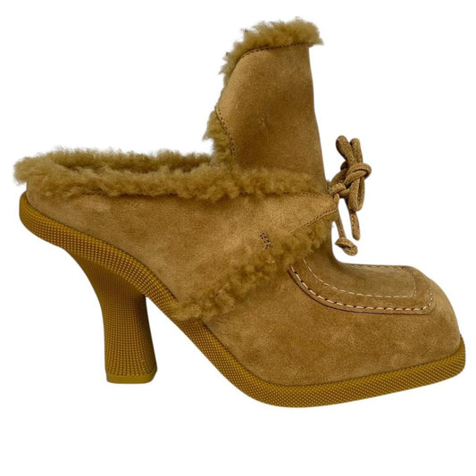 Burberry Tan Brown Highland Shearling Trim Suede Heeled Mules
