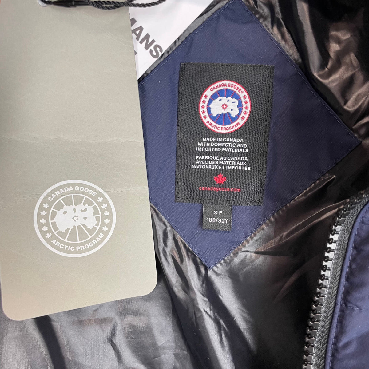 Canada Goose Hybridge Base Down Jacket Small