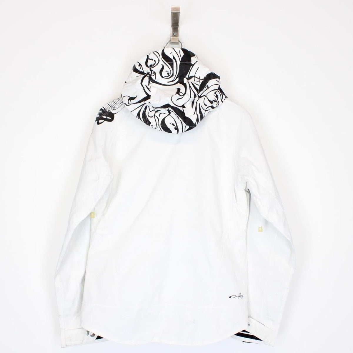 菅田将暉 着用90-00s OAKLEY software jacket