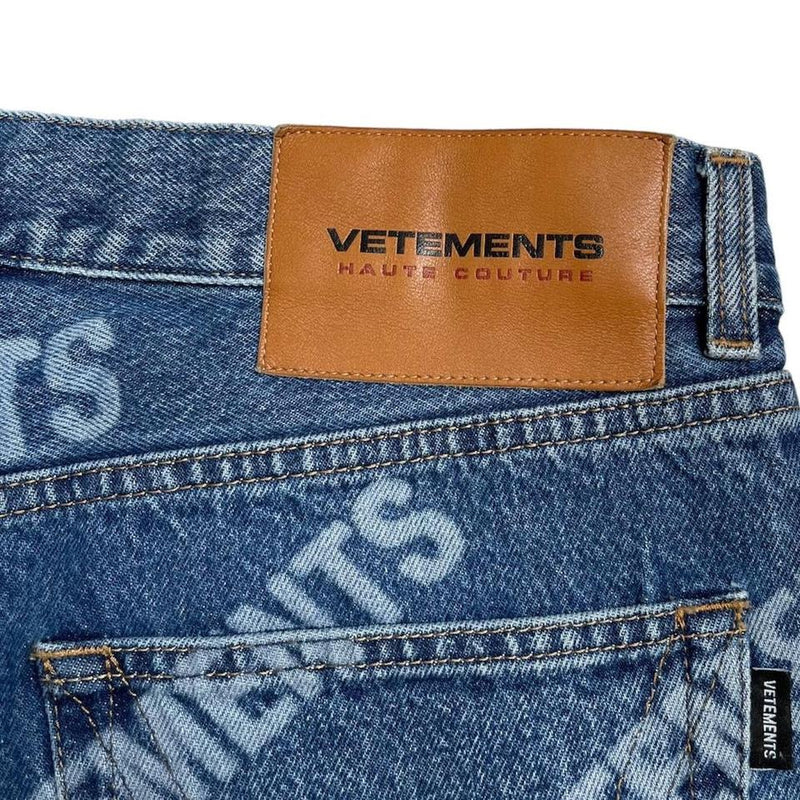 Vetements Jeans Medium